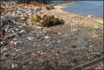 20110413-US Naby Japan-earthquake.jpg